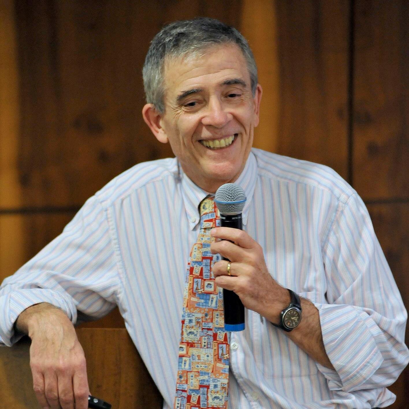 Diretor da GG e Farol de Carreira, Palestrante, Counselor, Professor. Autor: Liderança Positiva, Desabalada Carreira, Tempos de Grandes mudanças, Divã Executivo