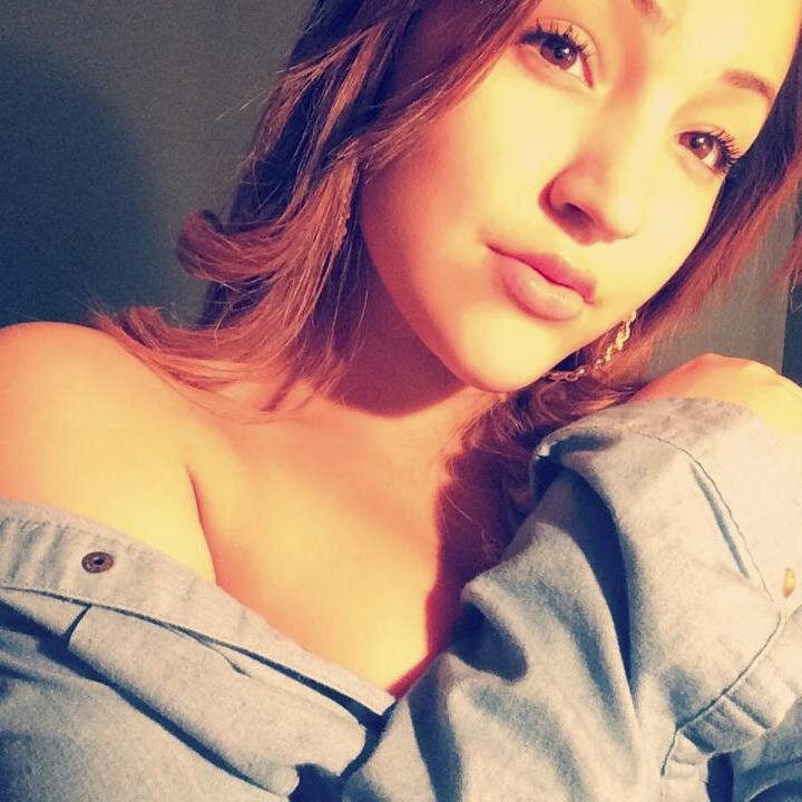 skye_stolie's profile picture. 