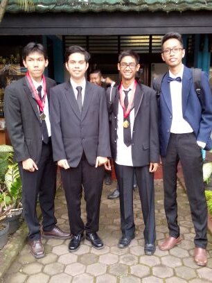 Simple Person :) Mahasiswa Universitas Al-Azhar Indonesia