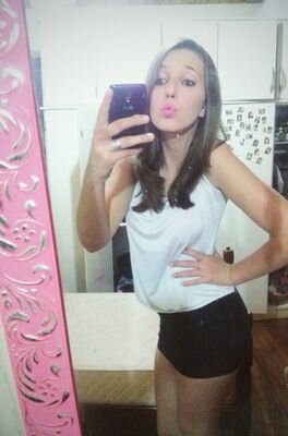 De todos os loucos do mundo eu quis você, porque, a sua loucura parece com a minha. (8)