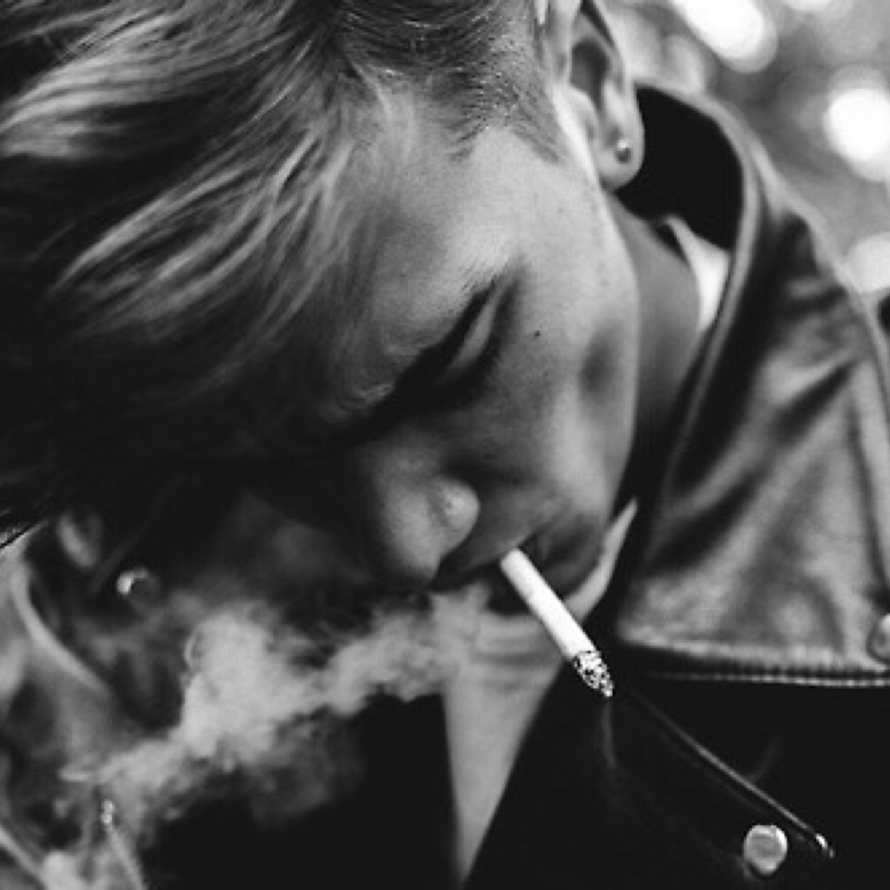 See the boy in my header hes my boyfriend @DyingXXAngel and I love him and hes mine so back off or ill kill you @lovehadnolimits is my younger sis