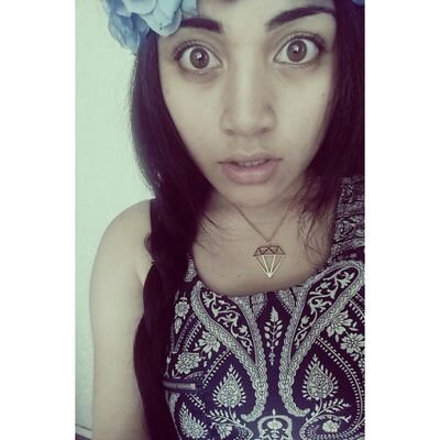 16 ♋ | Afakasi | Sacred Heart College | WT ❤ | Volleyball ✨ | Snapchat: aba_tefoto