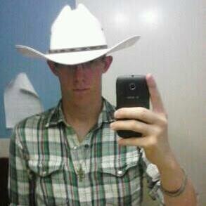 Twitter: snoblec 
Instagram: sebonc96 
Ask.fm: sebonc