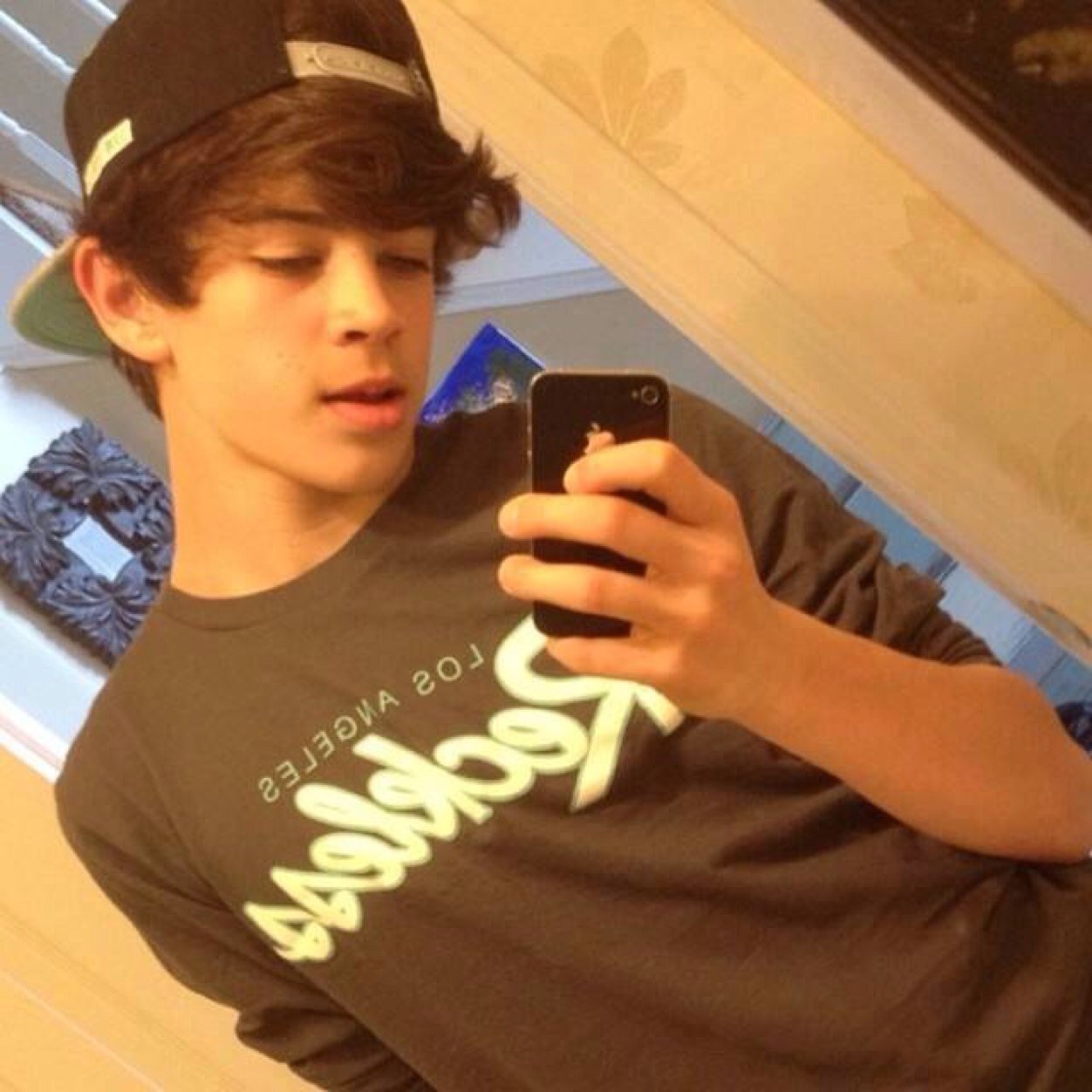 Goal 
A follow from the one and olny HAYES GRIER
I follow back!!
Sorry about the user name. Only one i could find