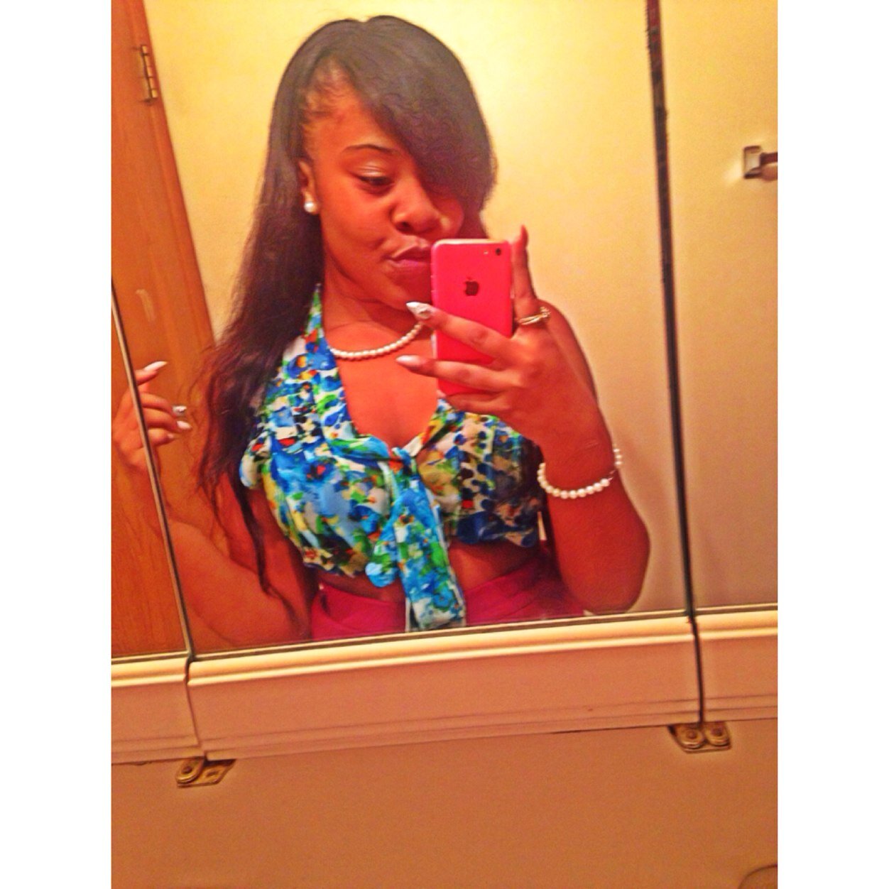 just a determined girl who knows herself worth and will never settle for nothing less
