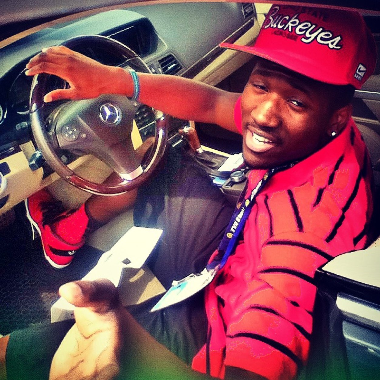 Thatboycrews_'s profile picture. Im Just A Basic Person That Hides A Thousand Things Behind A Happy Smile ....F.M.G Family Link Below For My Music