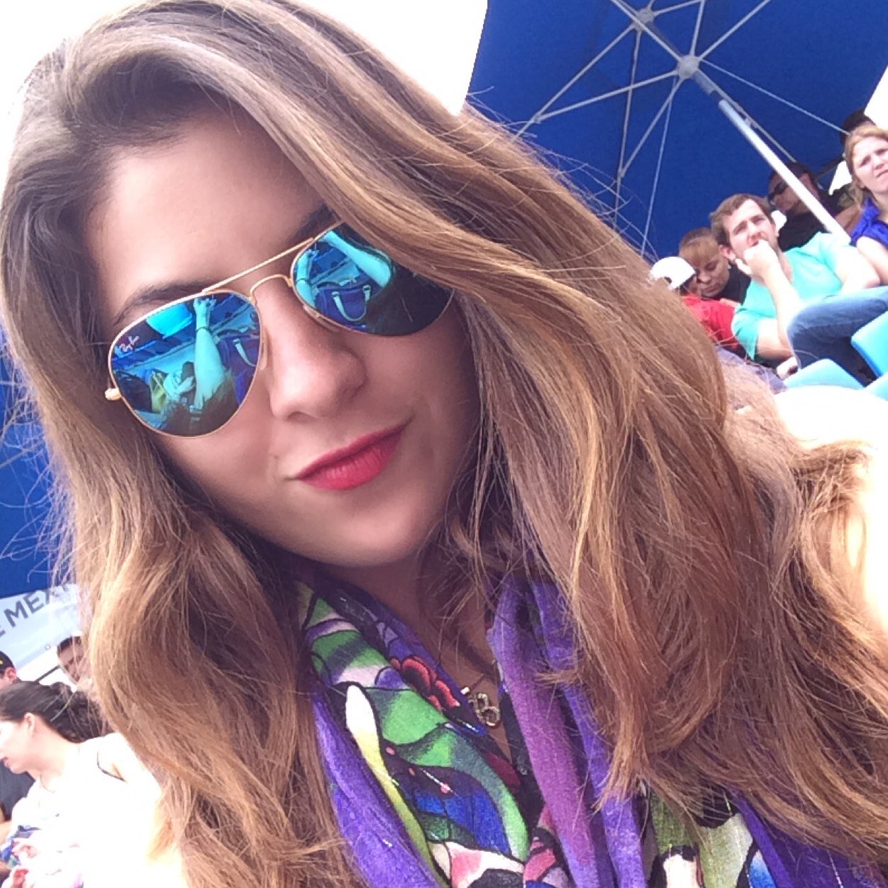 brisaquijano's profile picture. Be yourself, in the end is all that matters ✌️