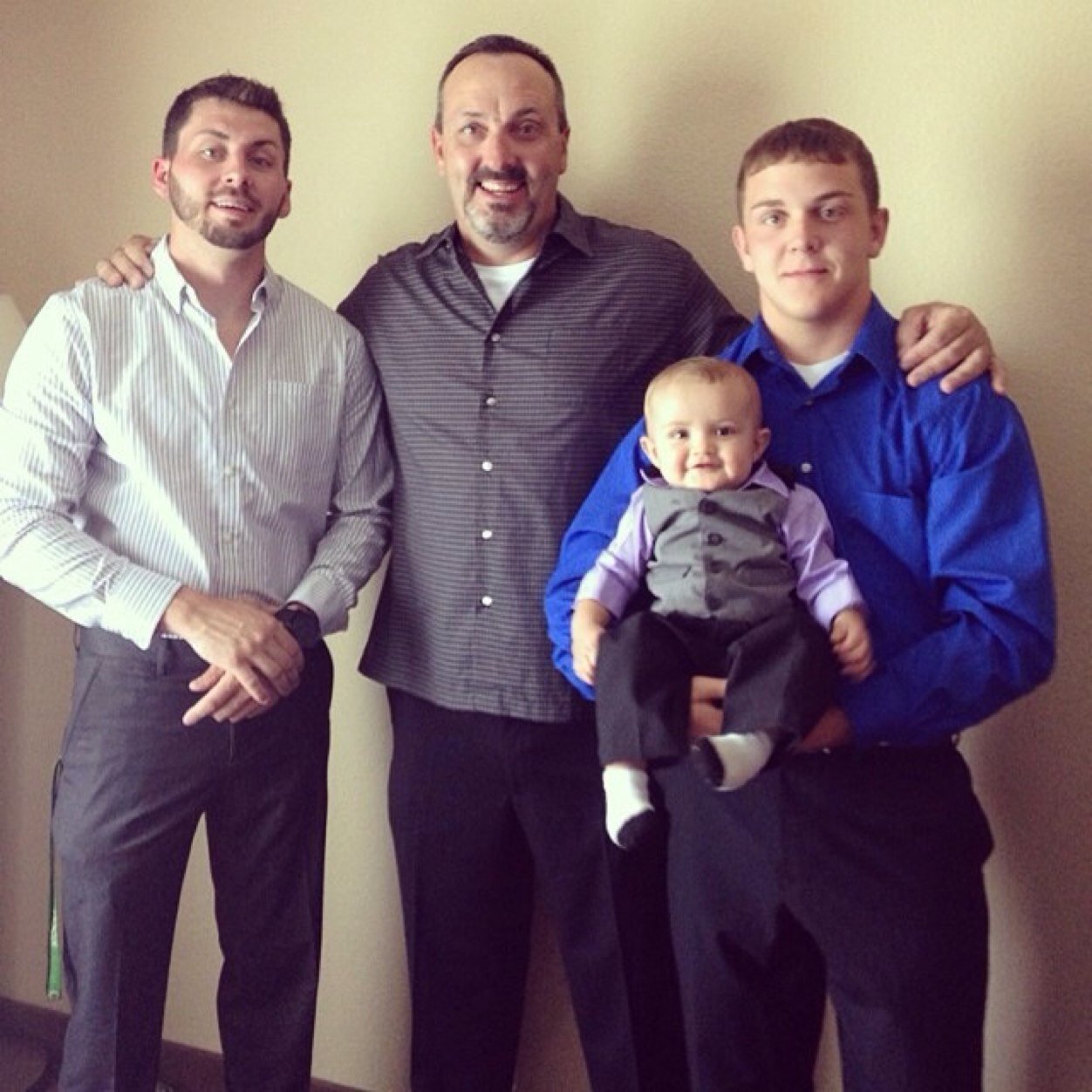 bramey23's profile picture. F.O.E. Galatians 2:20 Philippians 4:13