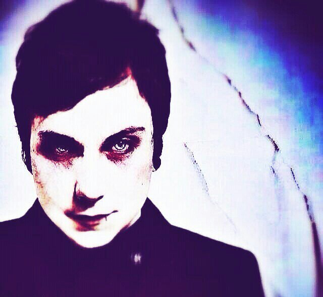 free follow for true emos