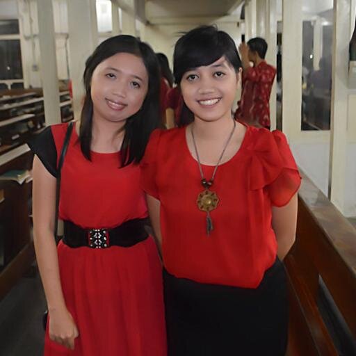 Chi_Arnie's profile picture. Dream Lover. Rainbow cake hollic. Online Addict. Senang berteman, just mention atau follow aja pasti di follback. :)