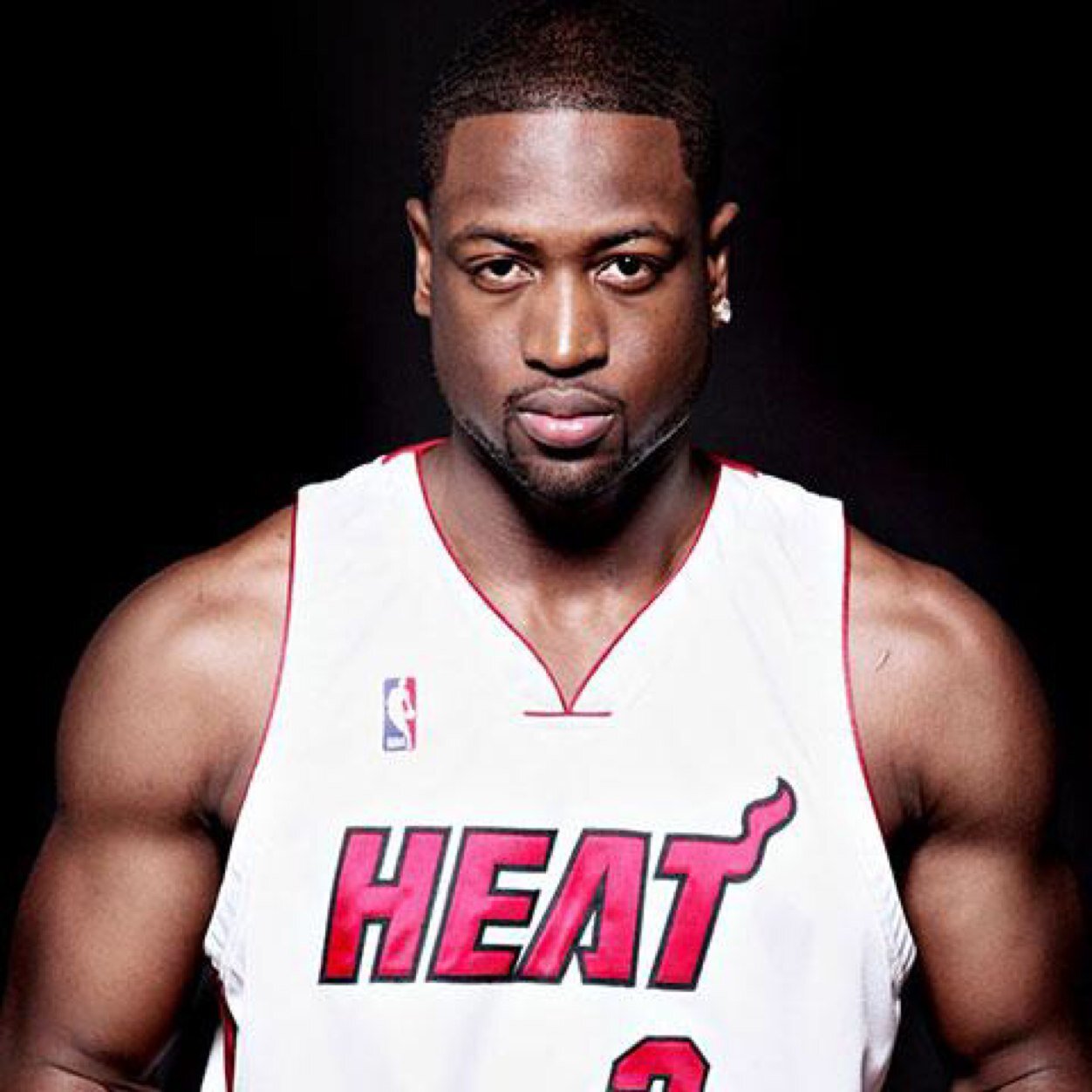 •Dwyane Wade fanpage •Heat fan since day one •FOLLOW ME, I FOLLOW BACK  #WayOfWade #TeamHeat #WhiteHotHeat
#HeatNation