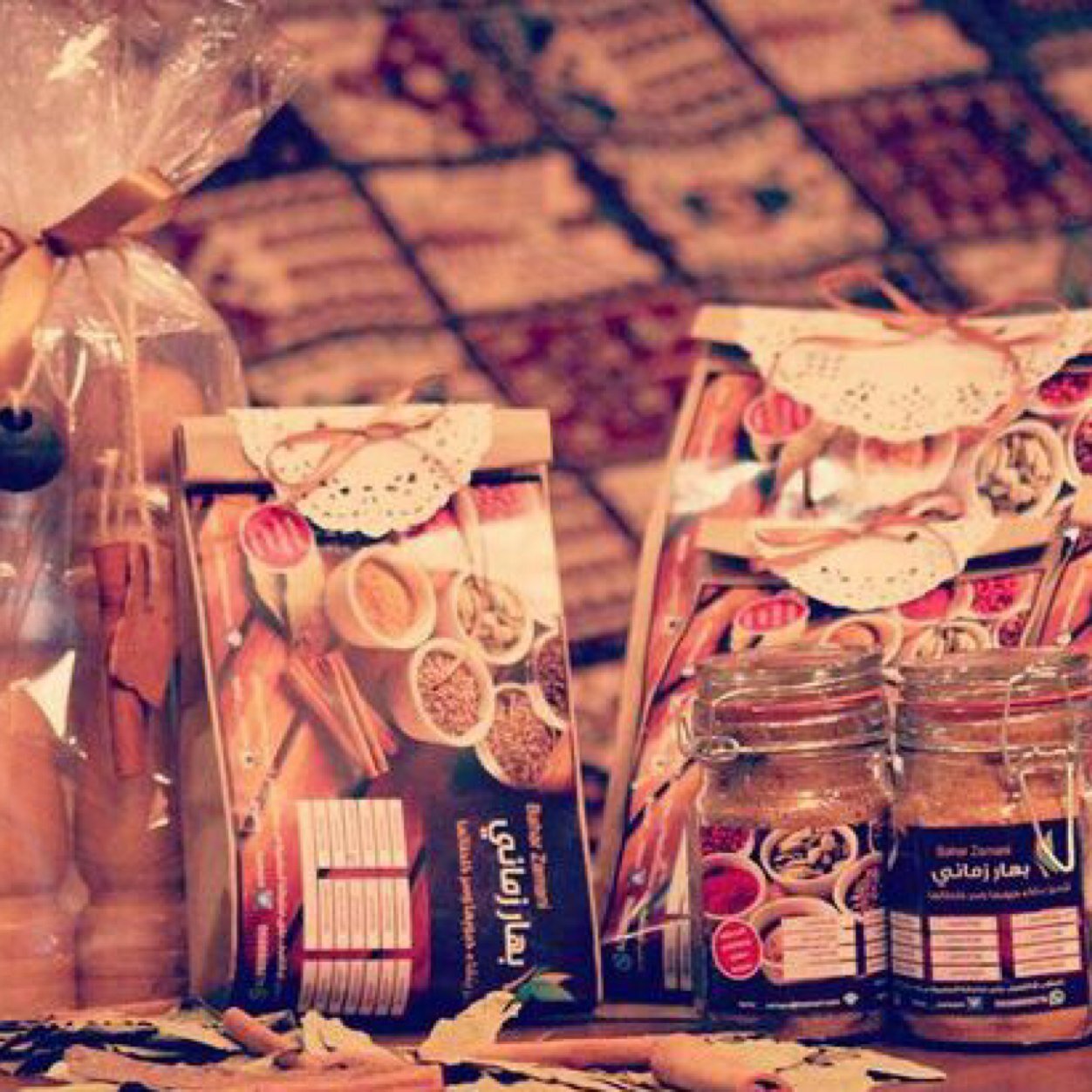 للطلب او التعرف على منتجاتنا المتميزه من بهار زماني التواصل مباشره عن طريق @bahar__zamani bahar__zamani@hotmail.com