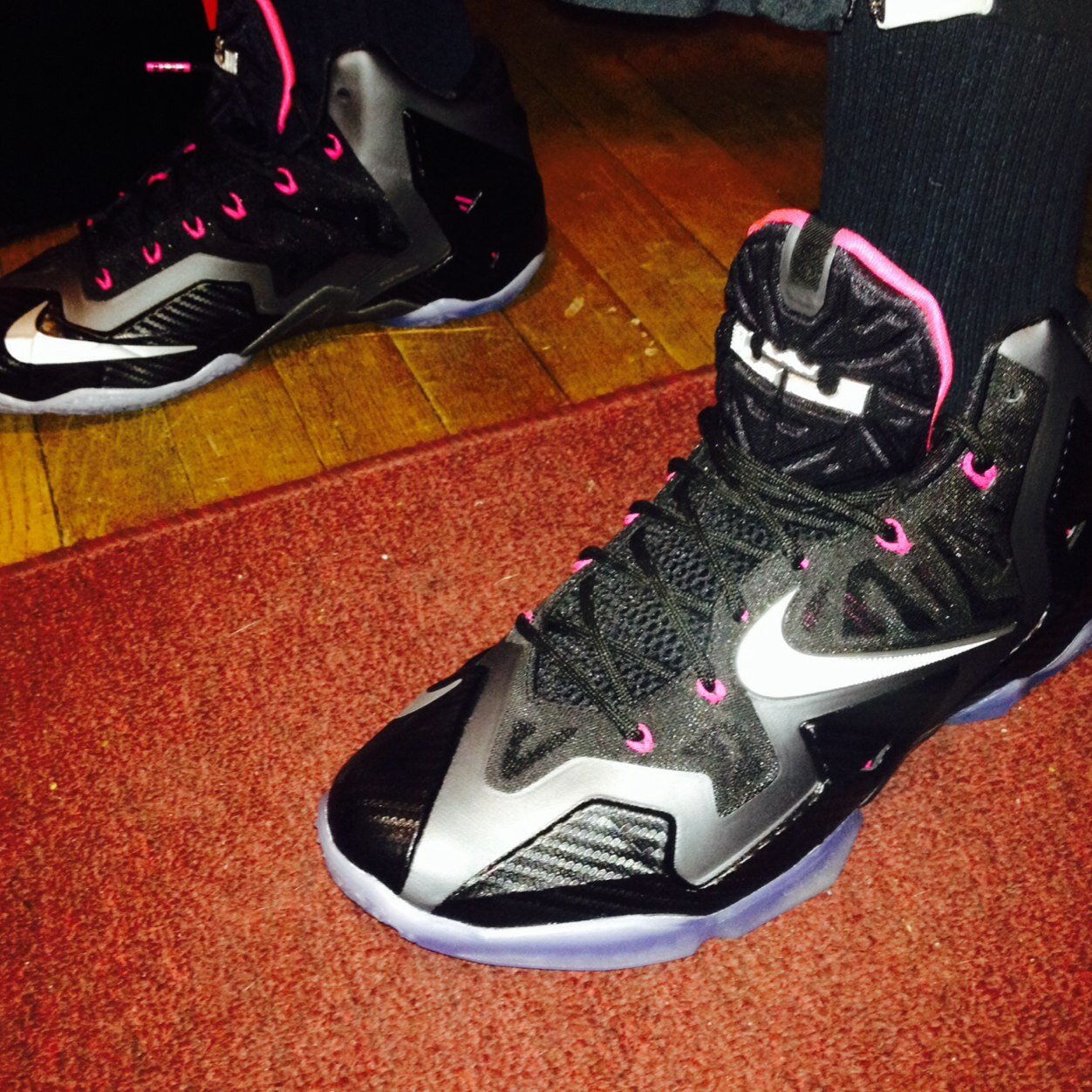 The Young Shoe Connect of CLE /////////////Buy-Sell-Trade