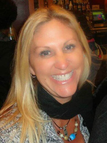 Mother of one wonderful son.  Life Leadership Student & Teacher.  I encourage people to reach for their dreams and become financially free.
