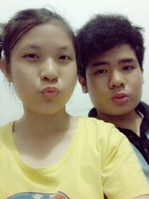Jesus' whorshipper| drummer| volleyball's player| Best friend ever @RealHendru15, valldo, @kenneth_Loe| Melody♥| I'm @meilisa_yuviana's . 13jan14