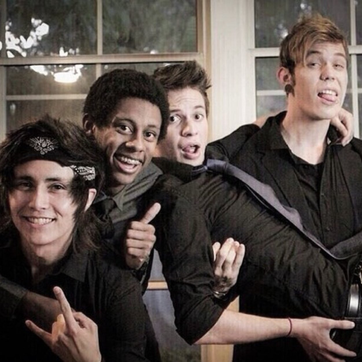 _Airspoken_'s profile picture. Hi! Im Kait and I love @Airspoken that is all. #cloudcrew Eli, Anthony, Danny & Justin