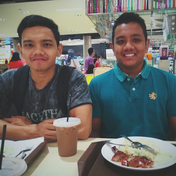 21 UiTM Seri Iskandar. instagram: @aniqfarhan