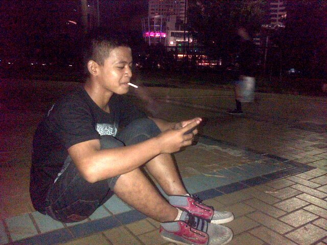 widiant39358127's profile picture. 