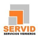 Ofrcemos vidrios, aluminio, accesorios, espejos, puertas para baño, ventanas corredizas, puertas corredizas, fachadas comerciales, puertas para oficina.