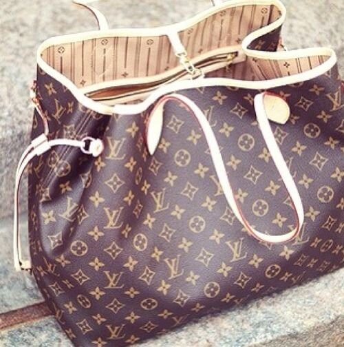 Cheap Louis Vuitton bags , only for $216,every lady deserve such a bag.