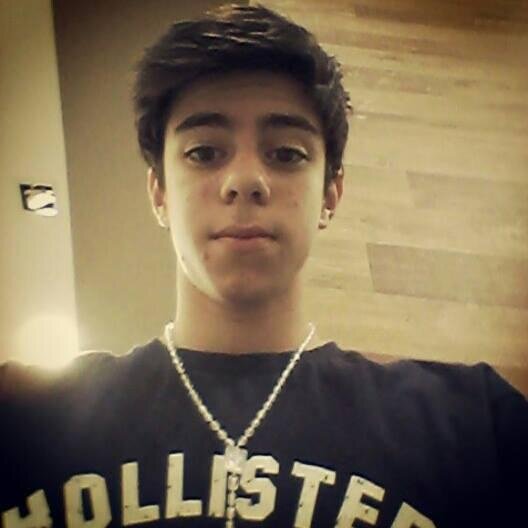esquece tudo e seguee aee