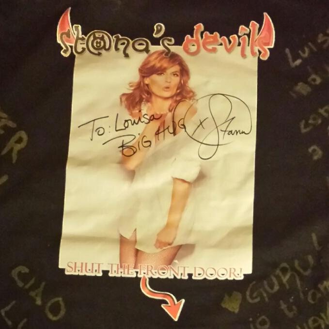 CASTLE ADDICT, CASKETT SHIPPER AND STRONG STANATIC. Always. I met Stana and I was speechless! Molly Molla club gold member