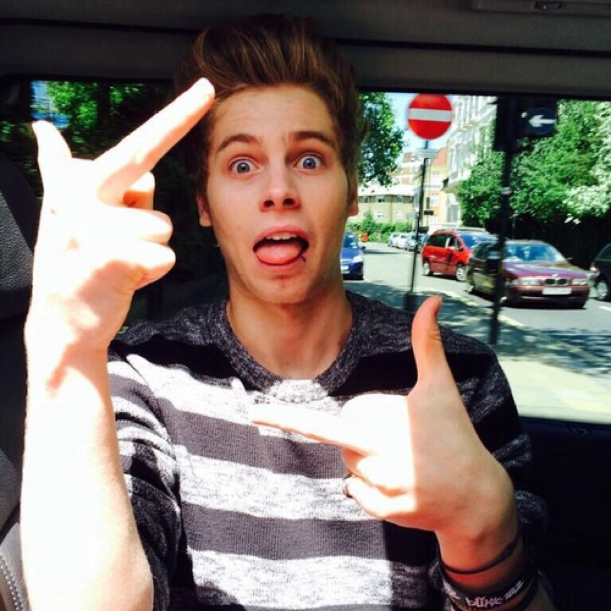 BioHeythere's profile picture. Hey there beautiful❤️ this is a follow from @ecinrev__ can you please follow her? Love you and stay awesome! ❤️