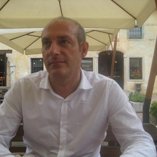 la vertigine non è una paura di cadere ma voglia di volare.........