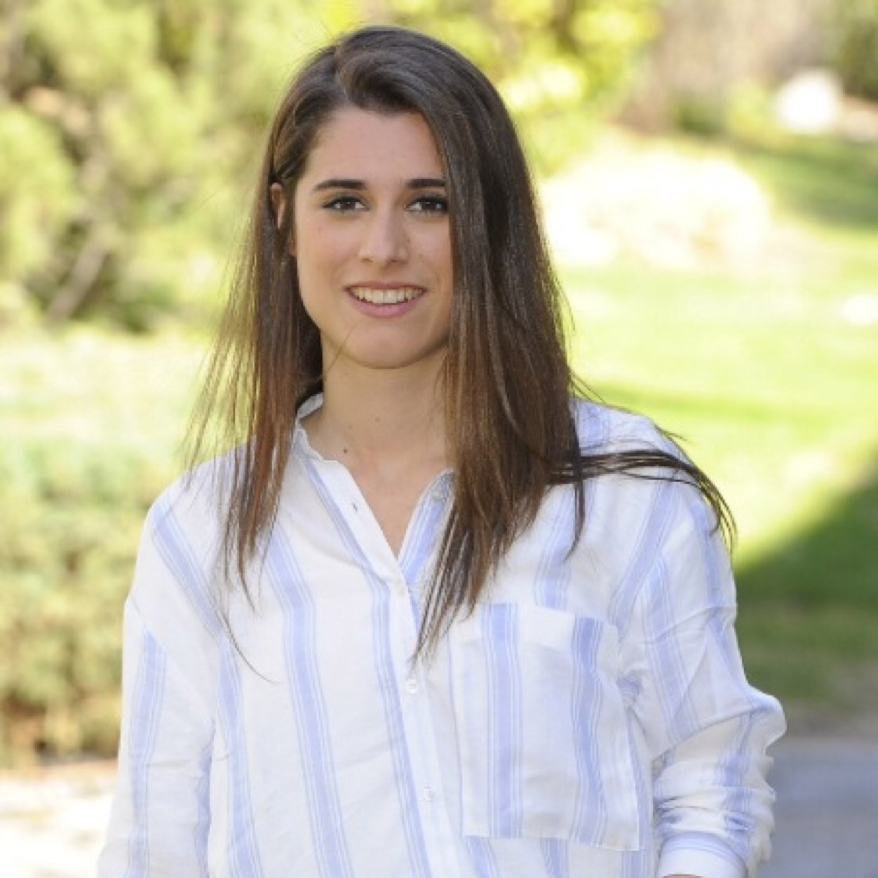 Twitter dedicado a la actriz Almudena Puyo, buenisima actriz, mejor persona❤️