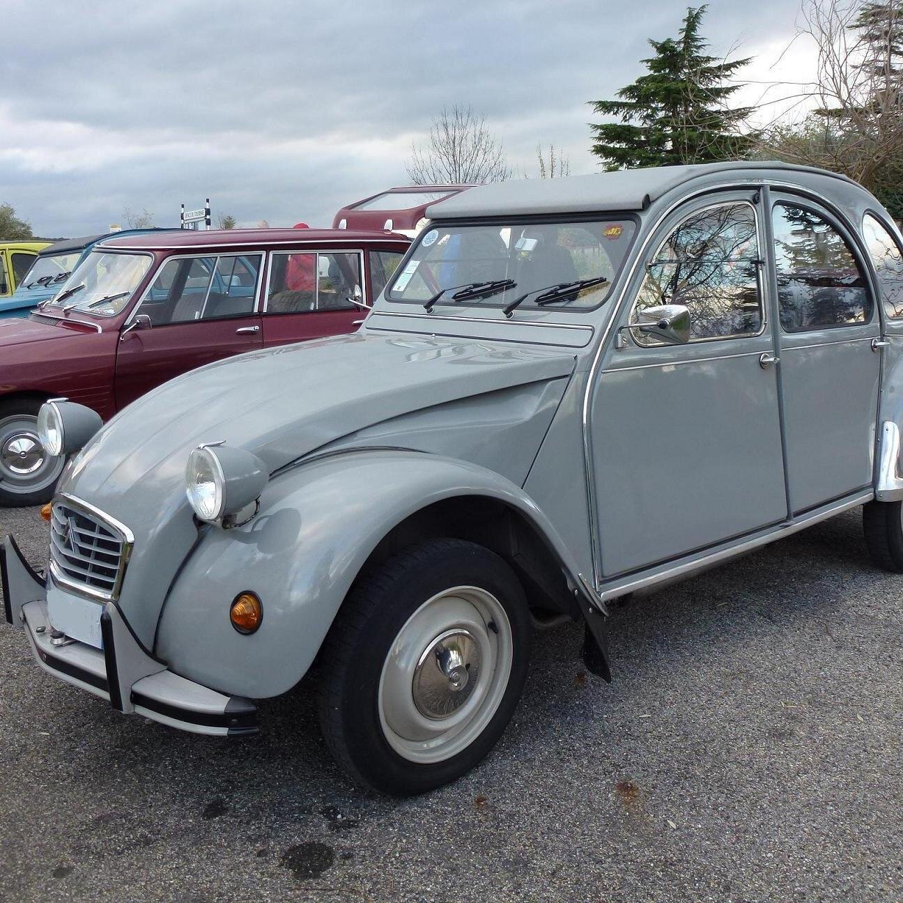 34Jclaude's profile picture. 