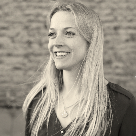 Writer and producer of all things non-fiction and Mum to two wild girls @unitedagents @penguinbooks