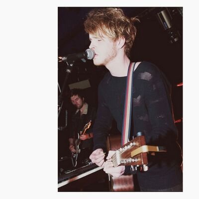 Steve | 20 | bisex | single | ☆memories, they seems to show up so quick but they leave you far too soon☆ | #allgdr