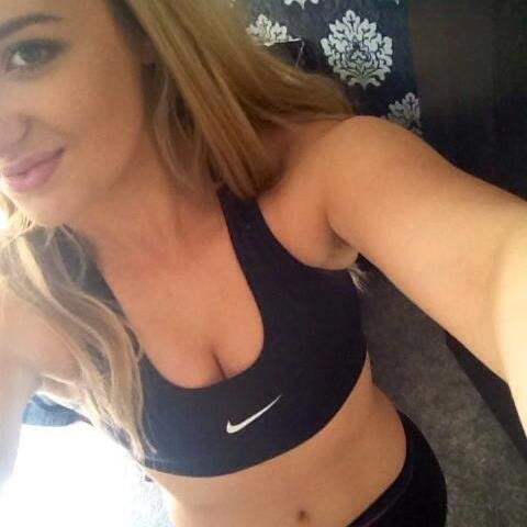 Nutrition & Health advisor  .. if you are interested DM for more information!   
@hannabones