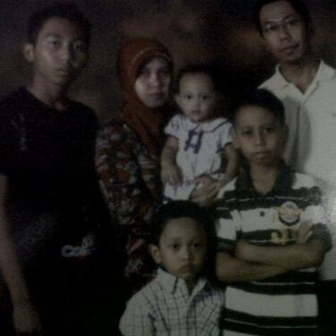 _hafiz_muharam_'s profile picture. 100% all out