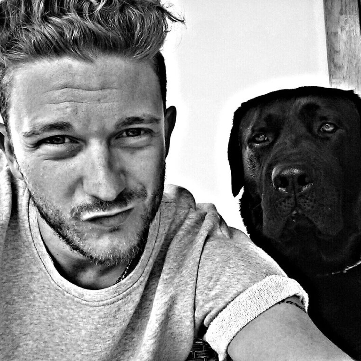 ghezzo_alberto's profile picture. Lightblue