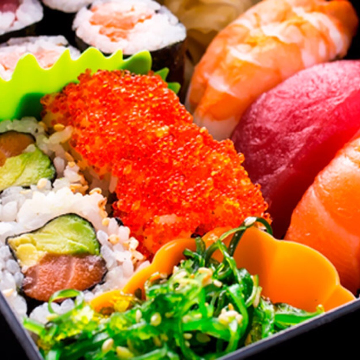 Sushi workshops, catering en events

BBQ, Lunch, Diner, en Gezelligheid.