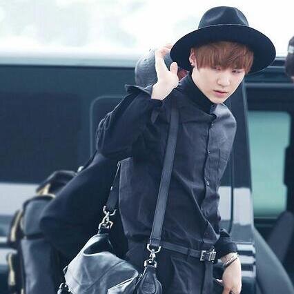แอคเทรน + ฟอลฟรี ของ @Aomseyeonki จ้า ฟอลกลับแอคหลักมาน้า มาคุยกัน! ^^