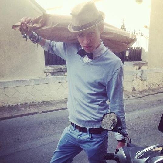 ViMotte's profile picture. Dandy à l'ère de la fibre optique