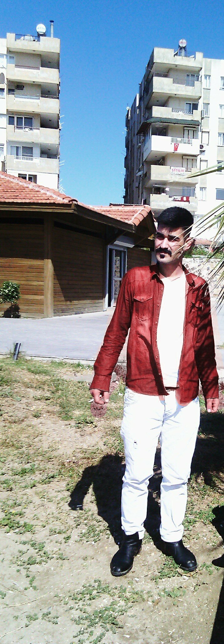 ozancngz01's profile picture. 