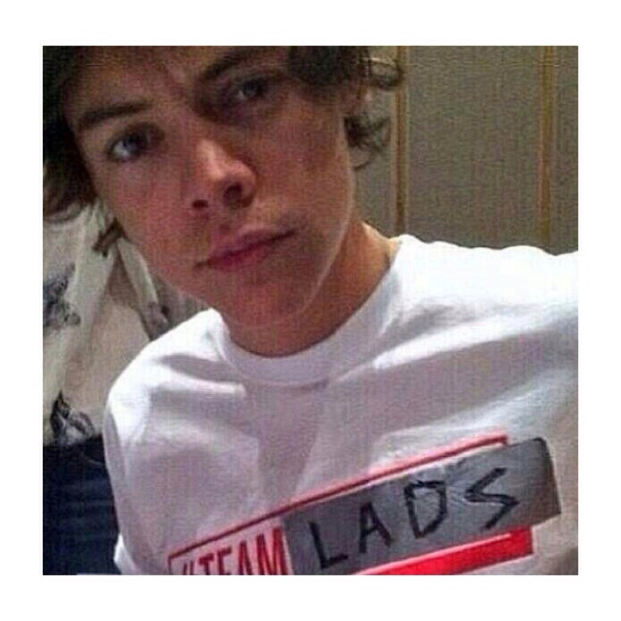 ¡Gay!; 24; Single