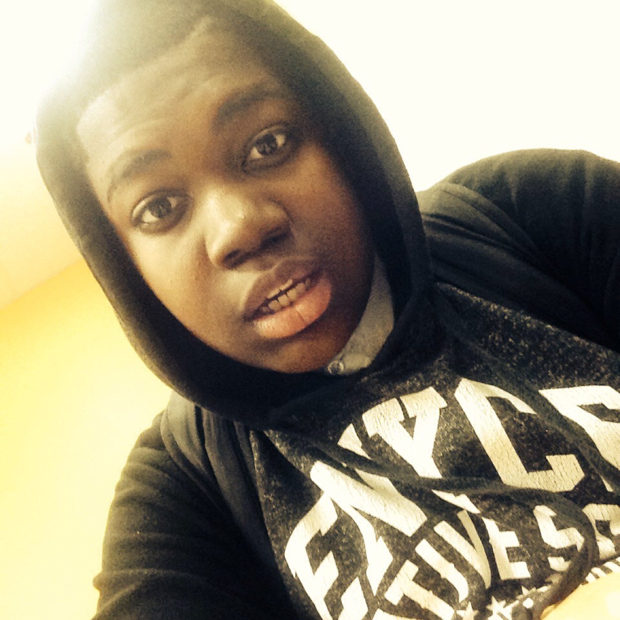 jakobeloveinpcs's profile picture. I'm cool real chill dude hmu tho