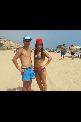 Sevillana&Sevillista♥ Morena de ojos marrones. O te quedas o te vas pero no estorbes. cosculluela♥ instagram: Srtta_swaag