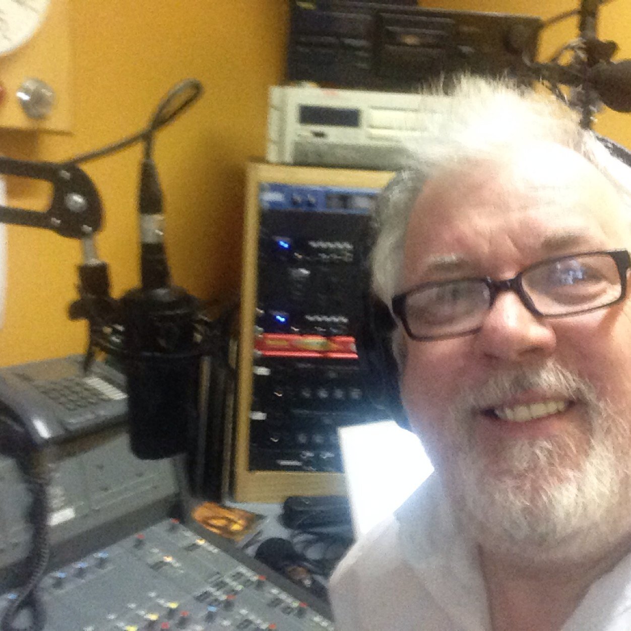 The ‘Literary London’ Radio show every Saturday 6.30pm (Rpt 2.30pm Tues) on Resonance 104.4FM.& the new https://t.co/8vwlpMH9Sg Contact radio@mavericktheatre.co.uk