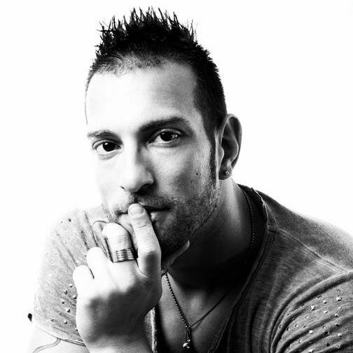 Speaker Radiofonico.
Facebook https://t.co/Djtimzrgj4…