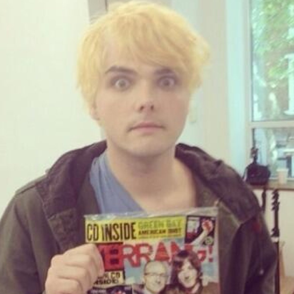 I just got so emo i fell apart. inactive bc of school.
