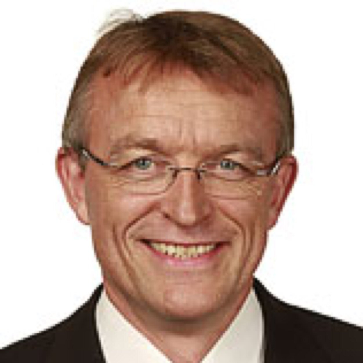 Stortingsrepresentant for @hoyre i Energi- og miljøkomiteen. Ansvar for fornybar energi, avfallspolitikk og petroleum i nord. Fra Nordland, glad i norsk natur.