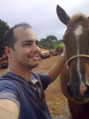 ``Comece a realizar seus sonhos materializando na escrita de um papel..Tente e Experimente!Faça acontecer!