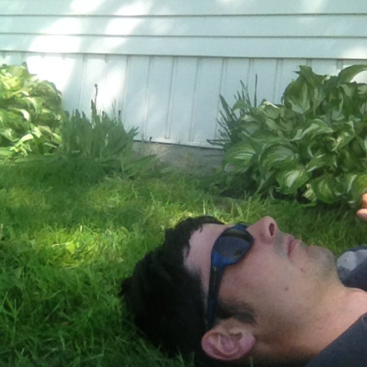 reim91er's profile picture. I like to play musical instruments and i also like turning pens meanwhile my daily job is building houses.