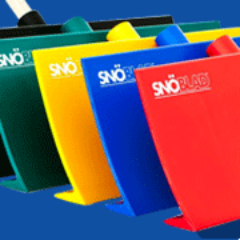 Snöblad is een 3-in-1 systeem waarbij u moeiteloos bladeren, regenwater, modder en ook sneeuw verwijdert.
Distributie: @distrisales Webshop: @Mississ_Me