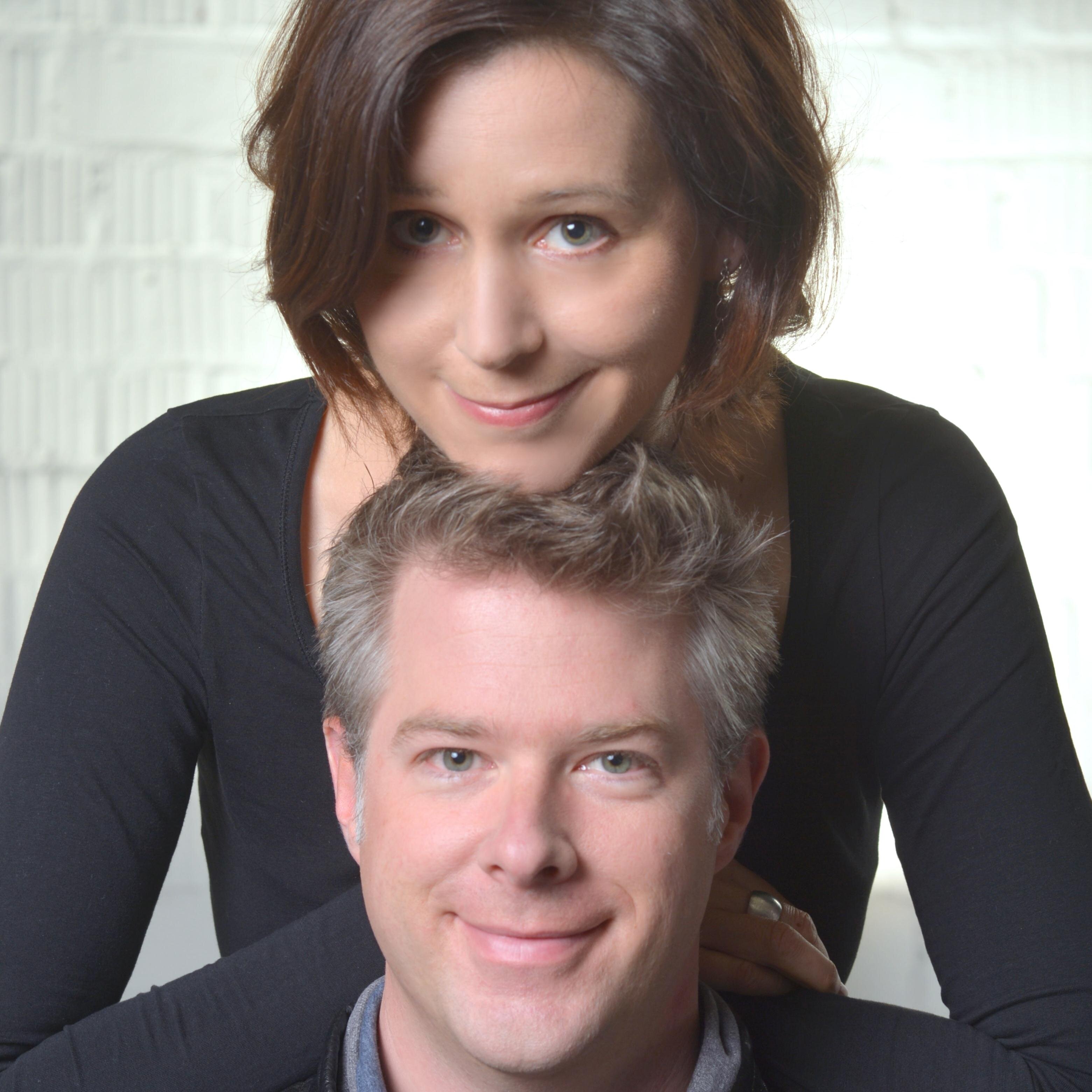 BonnerWeiss's profile picture. Anne Weiss und Stefan Bonner, Autoren u.a. von "Wir Kassettenkinder" und "Generation Weltuntergang", Achtzigerkinder und entspannte Ökos.